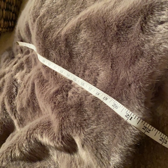 PULL&BEAR Faux Fur Coat L - Picture 11 of 16